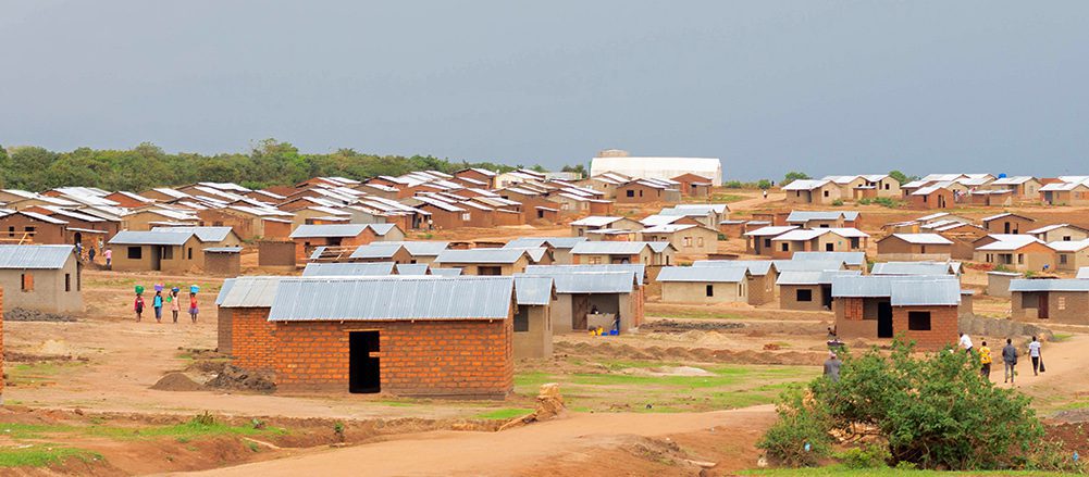 Over 100 Burundian refugees volunteer to return home from Malawi - Vimarsana News