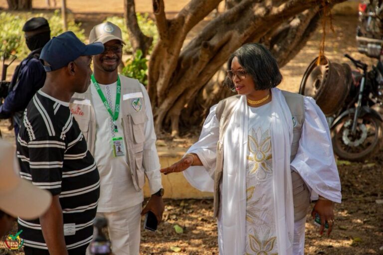 Guinea vote: 85% turnout, partial results due Monday