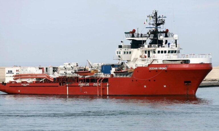 Shots fired near humanitarian vessel off Libya