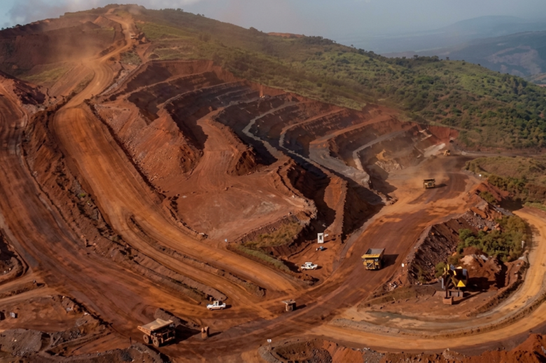 Mali renews fourteen mining licences